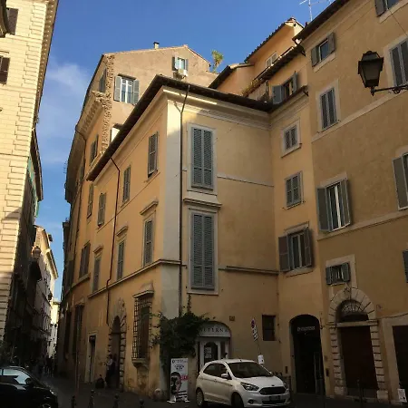 Apartment M9 Pantheon Attic 12 *